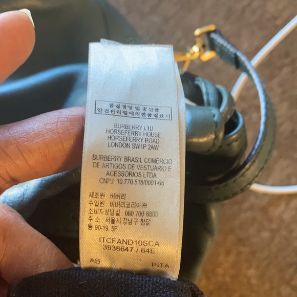 Crossbody - Picture 5 of 8